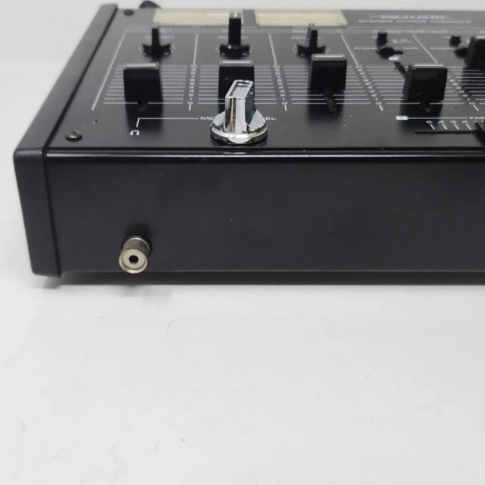 Vintage Realistic 32-1200B Stereo Mixing Console DJ Audio Mixer VU Tested Works